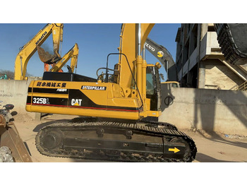 Гусеничный экскаватор CATERPILLAR 325B