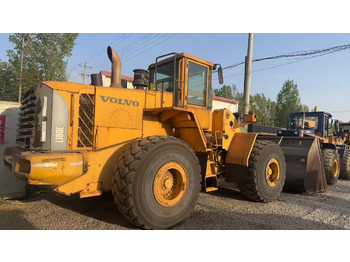 Колёсный погрузчик VOLVO L180E