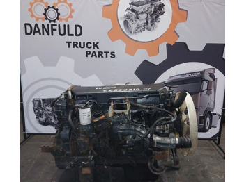 : фото в шапке страницы