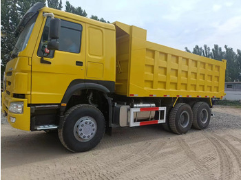 Самосвал SINOTRUK HOWO