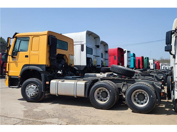 Новый Тягач SINOTRUK CNHTC Howo Truck Tractor 400 HP 10 Wheeler for Sale In Malawi: фото 2