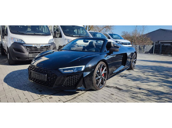 Легковой автомобиль AUDI