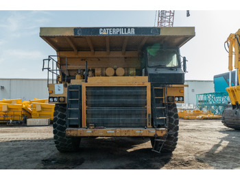 Карьерный самосвал CATERPILLAR 777