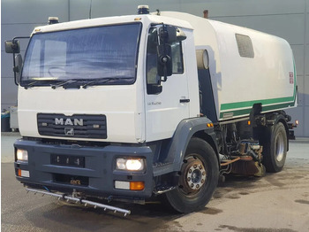 Подметально-уборочная машина MAN