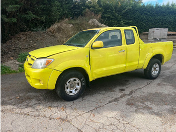 Пикап TOYOTA Hilux