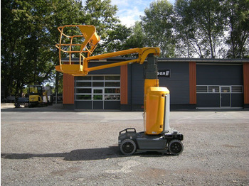 Грузовик с подъемником HAULOTTE