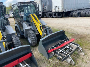 Колёсный погрузчик KRAMER