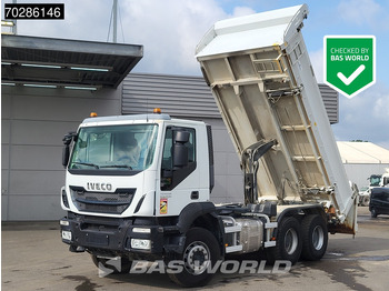 Самосвал IVECO Trakker