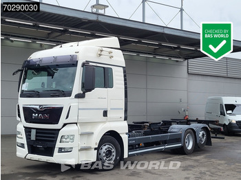 Грузовик-контейнеровоз/ Сменный кузов MAN TGX 26.460