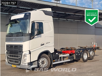 Грузовик-контейнеровоз/ Сменный кузов VOLVO FH 460