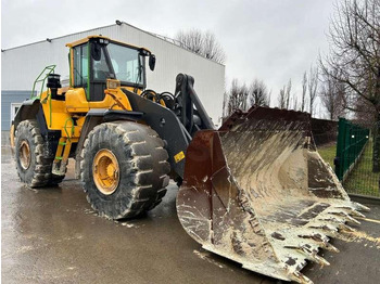 Колёсный погрузчик VOLVO L220H