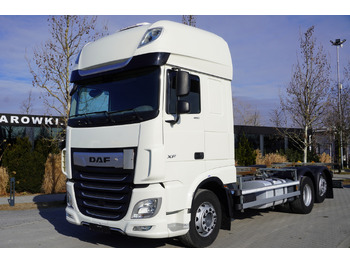 Грузовик-контейнеровоз/ Сменный кузов DAF XF 480