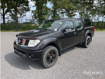 Пикап NISSAN Navara