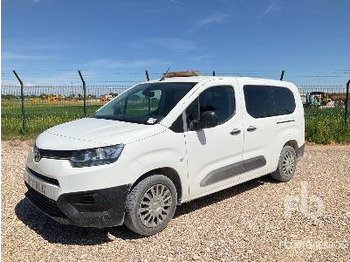 Цельнометаллический фургон TOYOTA Proace