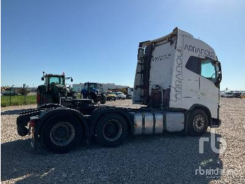 Тягач VOLVO FH16-750 6x4 Logging: фото 3