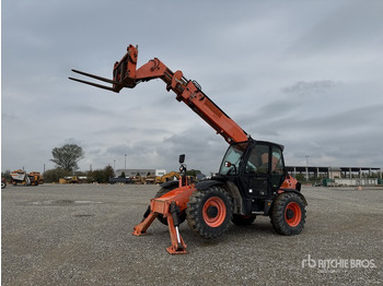 Телескопический погрузчик JCB