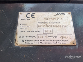 Гусеничный экскаватор HITACHI ZX225USLC-6