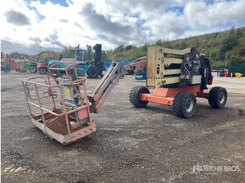 Коленчатый подъемник JLG