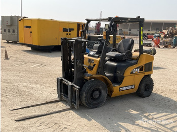Дизельный погрузчик CATERPILLAR DP