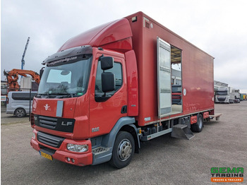 Грузовик с закрытым кузовом DAF LF 45 210