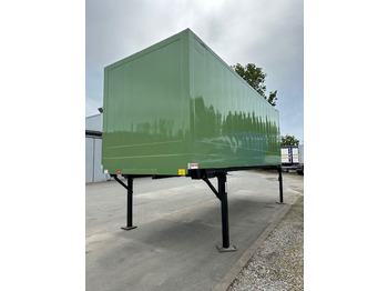 : фото в шапке страницы