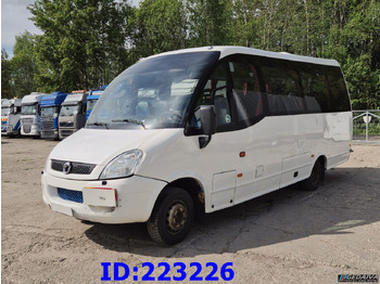 Туристический автобус IVECO Daily 70c17
