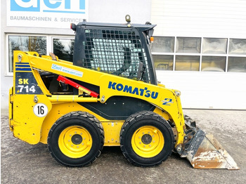 Мини-погрузчик с бортовым поворотом Komatsu SK714 (3906): фото 2
