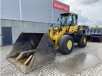 Колёсный погрузчик KOMATSU WA270