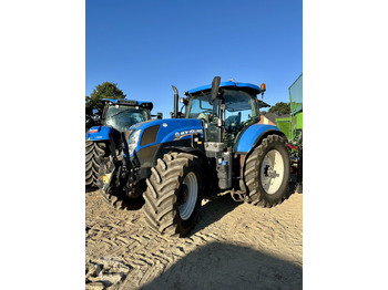Трактор NEW HOLLAND T7.210