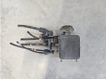 Тормозной клапан VOLVO FH FM / EBS BRAKE VALVE / K020625 / 21122038: фото 2 Тормозной клапан VOLVO FH FM / EBS BRAKE VALVE / K020625 / 21122038: фото 2