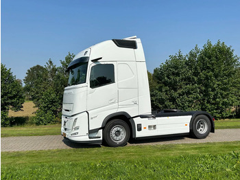 Тягач VOLVO FH 500