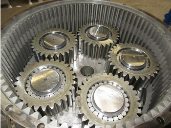 Бортовой редуктор BOMAG