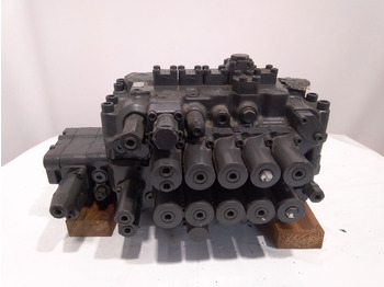 Гидравлический клапан CASE