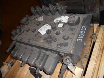 Гидравлический клапан NEW HOLLAND