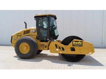 Компактор CATERPILLAR