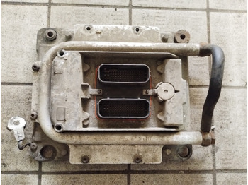 : фото в шапке страницы