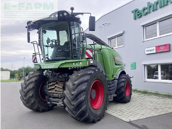 Кормоуборочный комбайн FENDT