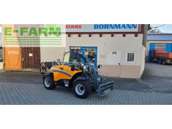 Телескопический погрузчик GIANT