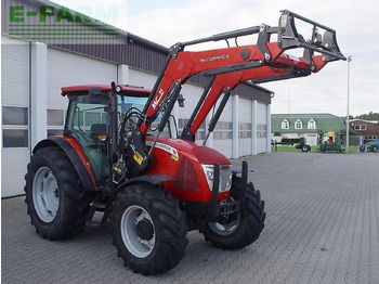 Трактор McCORMICK