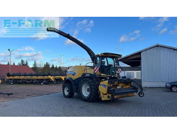 Кормоуборочный комбайн NEW HOLLAND