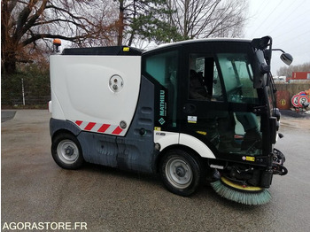 Подметально-уборочная машина MATHIEU