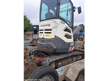 Мини-экскаватор