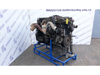 : фото в шапке страницы