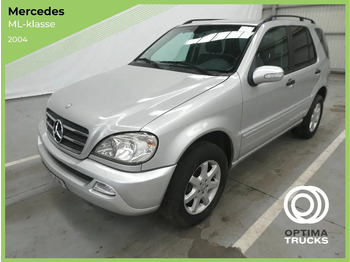 Внедорожник MERCEDES-BENZ