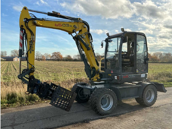 Колёсный экскаватор WACKER