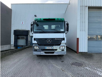 Грузовик 2007 MERCEDES-BENZ 2544 TANKER: фото 3