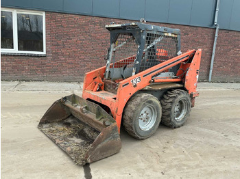 Колёсный экскаватор BOBCAT