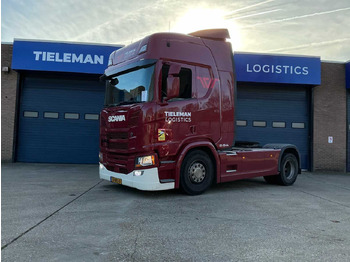 Грузовик SCANIA R 460