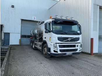 Грузовик VOLVO FM