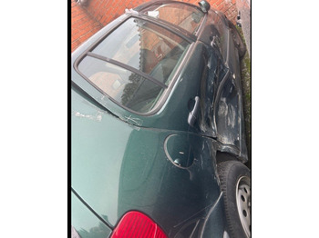 Седан VOLKSWAGEN